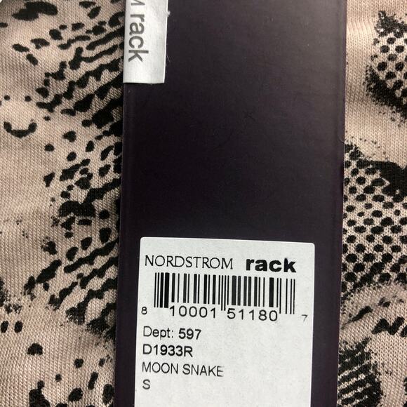 Dantelle Moon Snake V-Neck Twist Front Top - Size Small - Picture 12 of 12